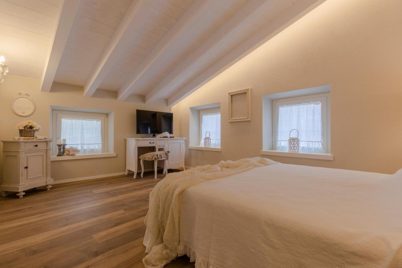 Il Cantuccio Sul Garda - Relais Di Charme Cavaion Veronese Exterior photo